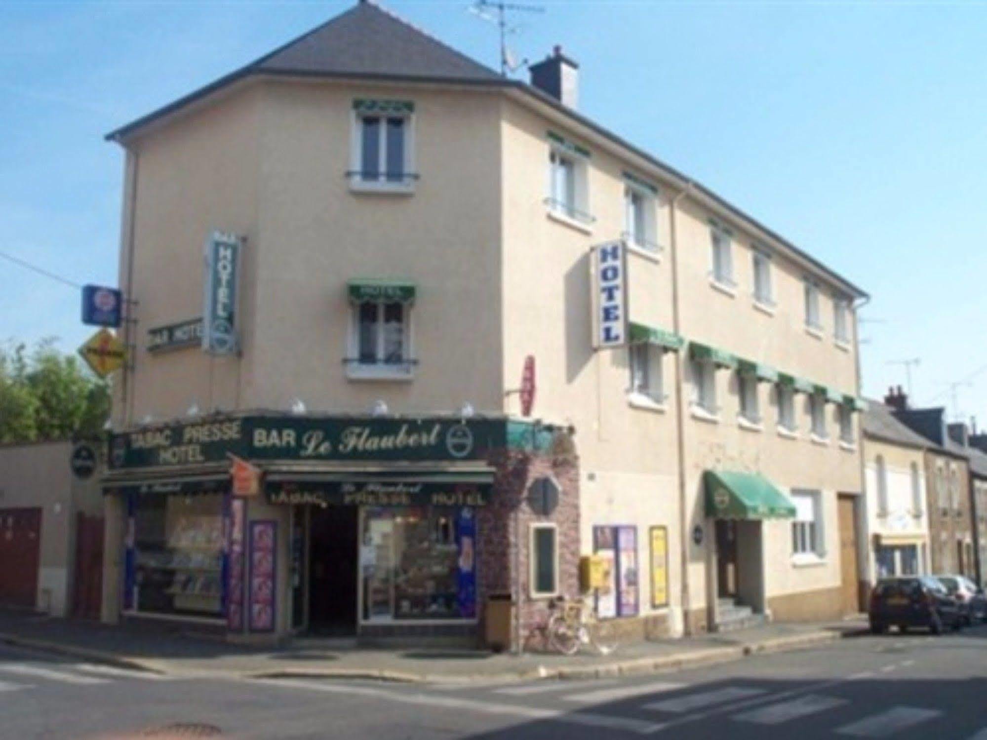 福楼拜酒店 Fougères 外观 照片
